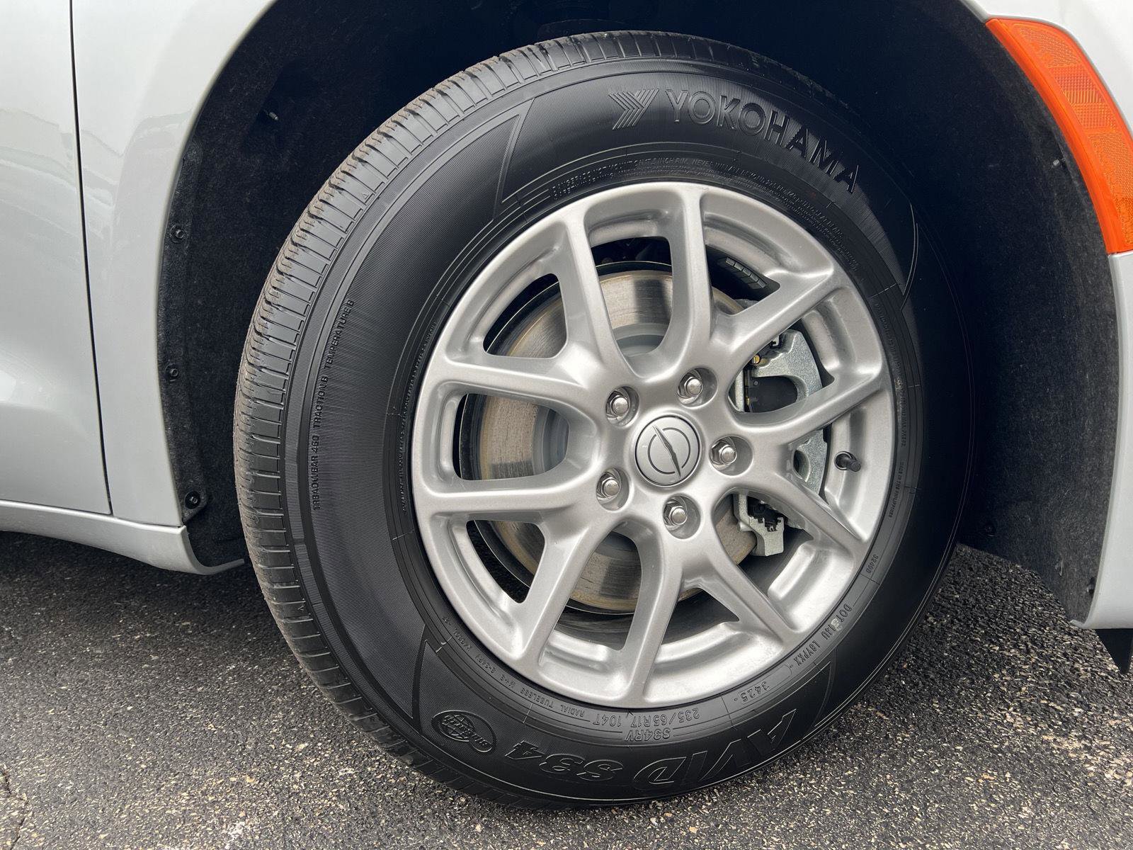 New 2026 Chrysler Voyager LX image 2