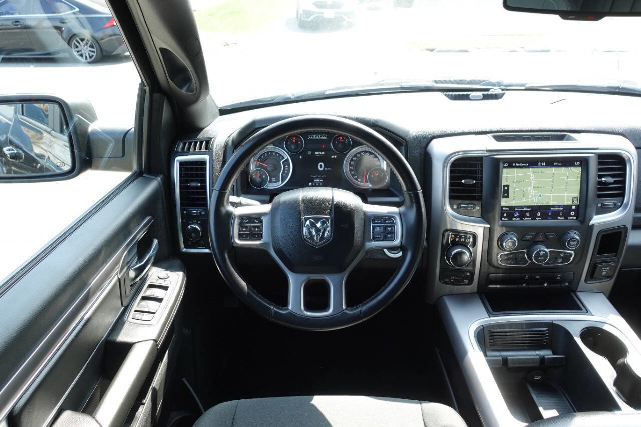 Used 2023 RAM 1500 Classic Warlock image 36