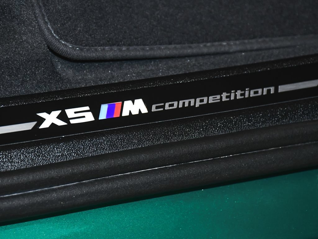 Used 2025 BMW X5 M Competition w/ Executive Package AWD/4WD image 18