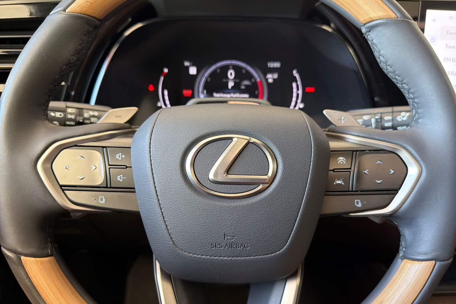 Used 2024 Lexus RX 350 Premium Plus w/ Convenience Package FWD image 25
