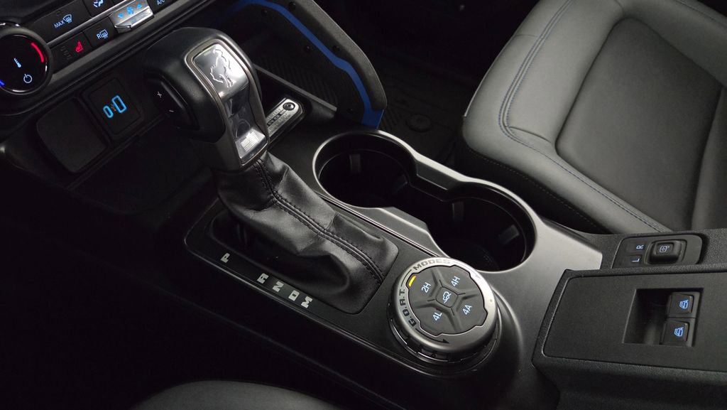 Used 2022 Ford Bronco Black Diamond w/ Sasquatch Package image 27