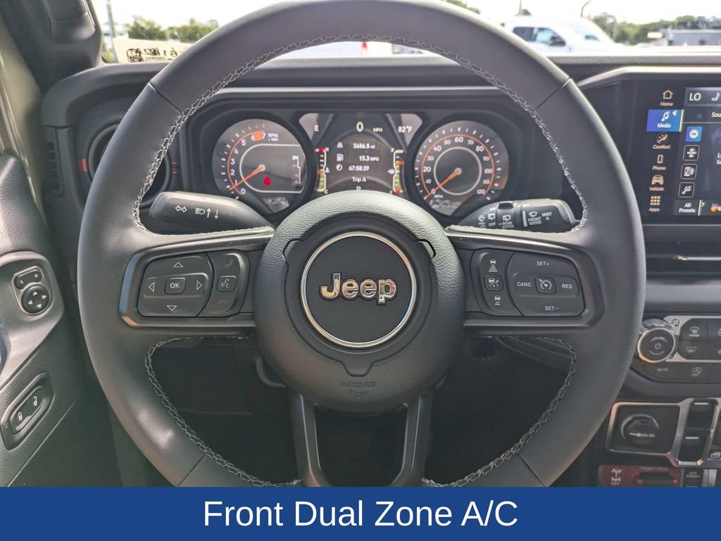 Used 2026 Jeep Wrangler Unlimited Rubicon w/ Steel Bumper Group AWD/4WD image 27