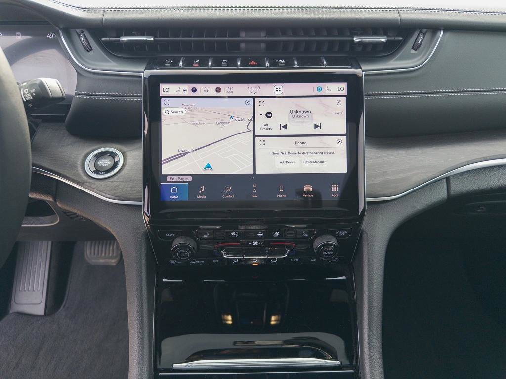 Used 2023 Jeep Grand Cherokee Overland w/ Luxury Tech Group IV image 16