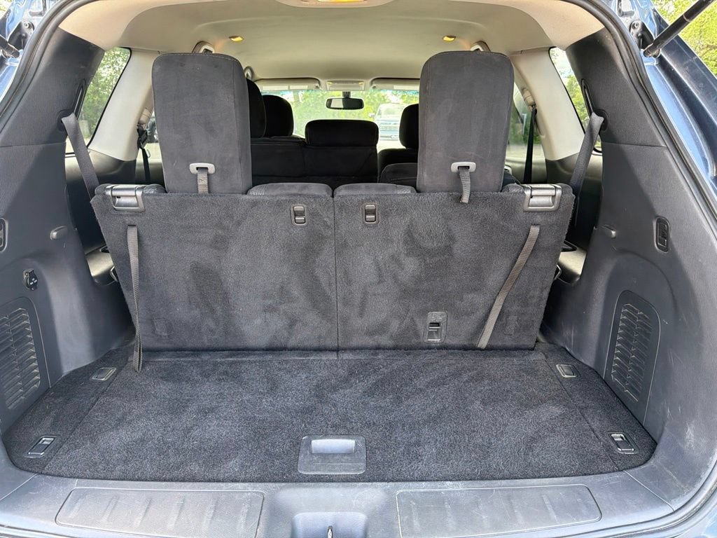 Used 2016 Nissan Pathfinder SV w/ SV Cold Weather Package AWD/4WD image 36