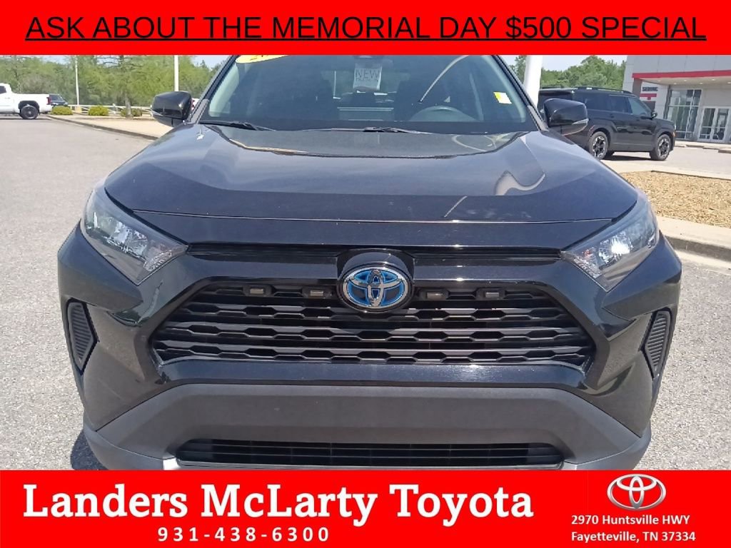 Used 2022 Toyota RAV4 LE AWD/4WD image 8