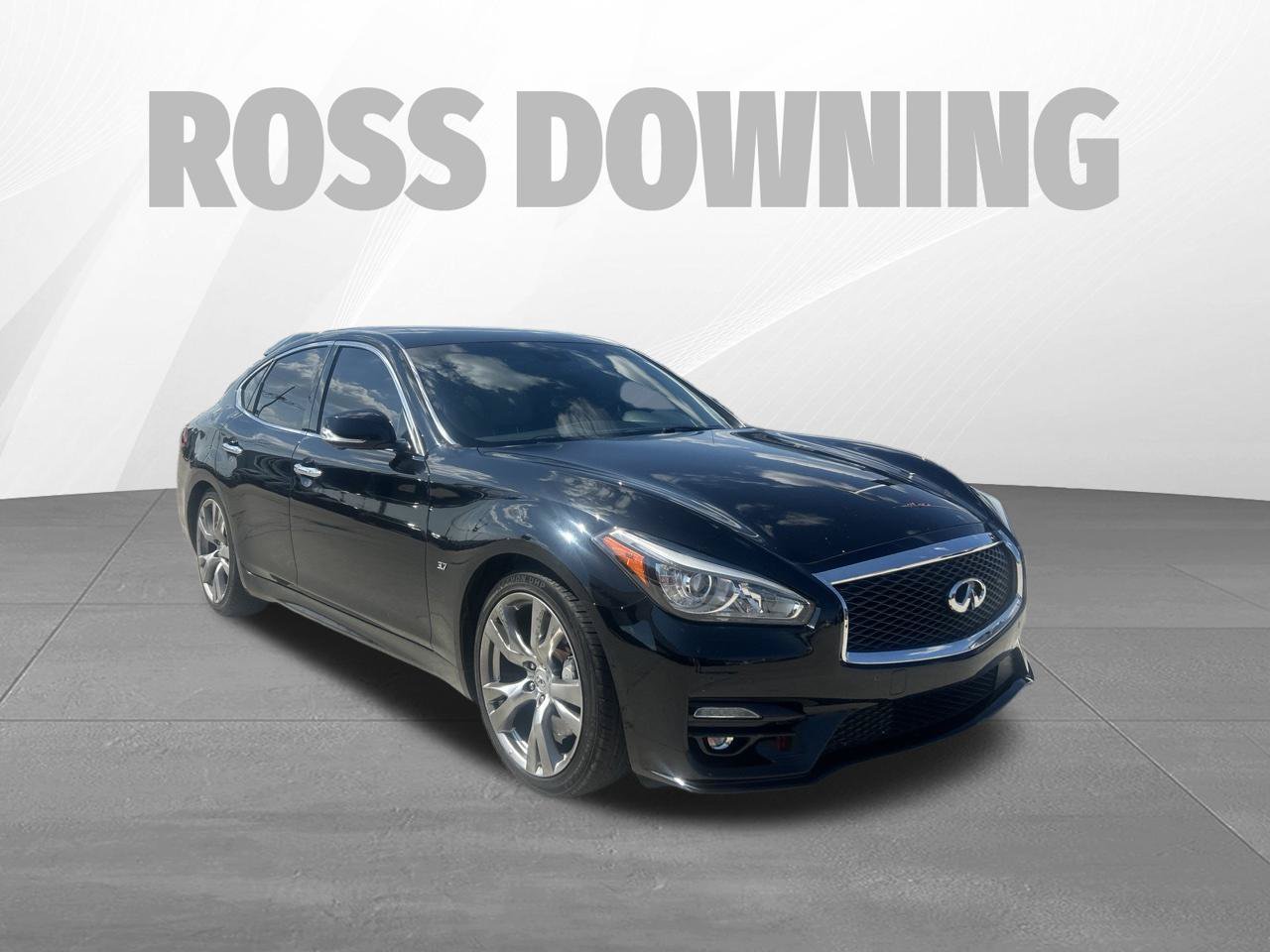 Used 2015 INFINITI Q70 3.7 w/ Sport Package RWD image 3