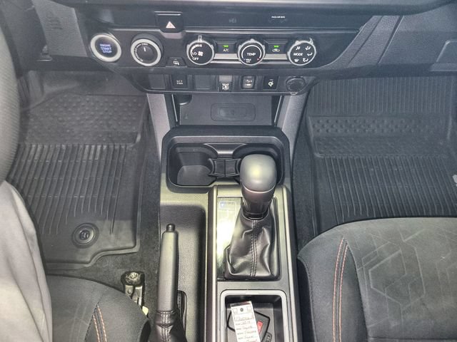 Used 2019 Toyota Tacoma TRD Off-Road AWD/4WD image 19