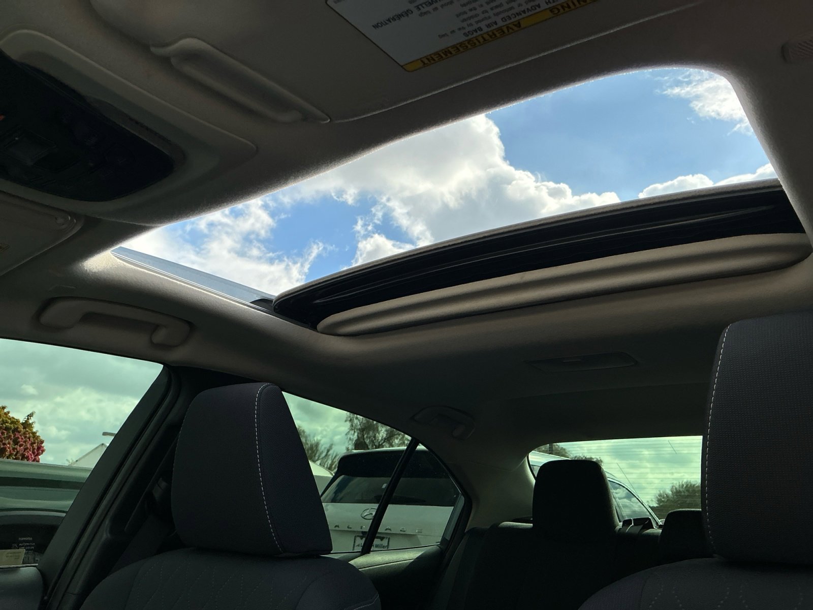 Certified 2023 Toyota Corolla LE image 32