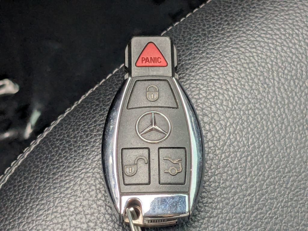 Used 2015 Mercedes-Benz GLA 250 image 14