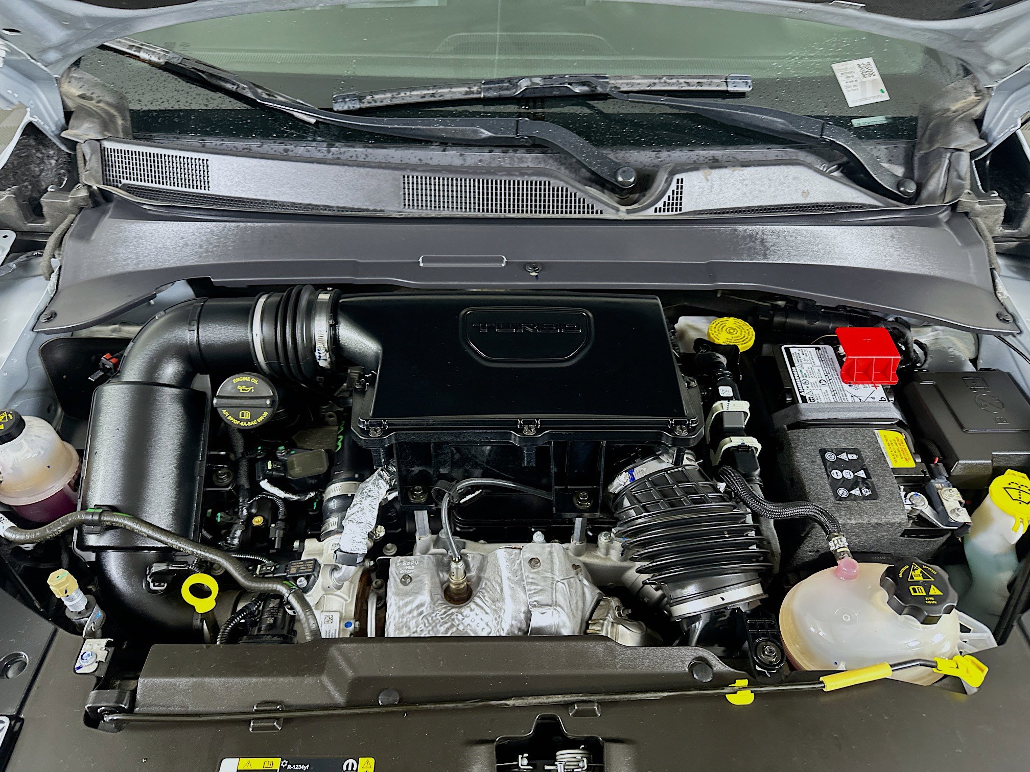 Used 2025 Jeep Compass Limited image 31