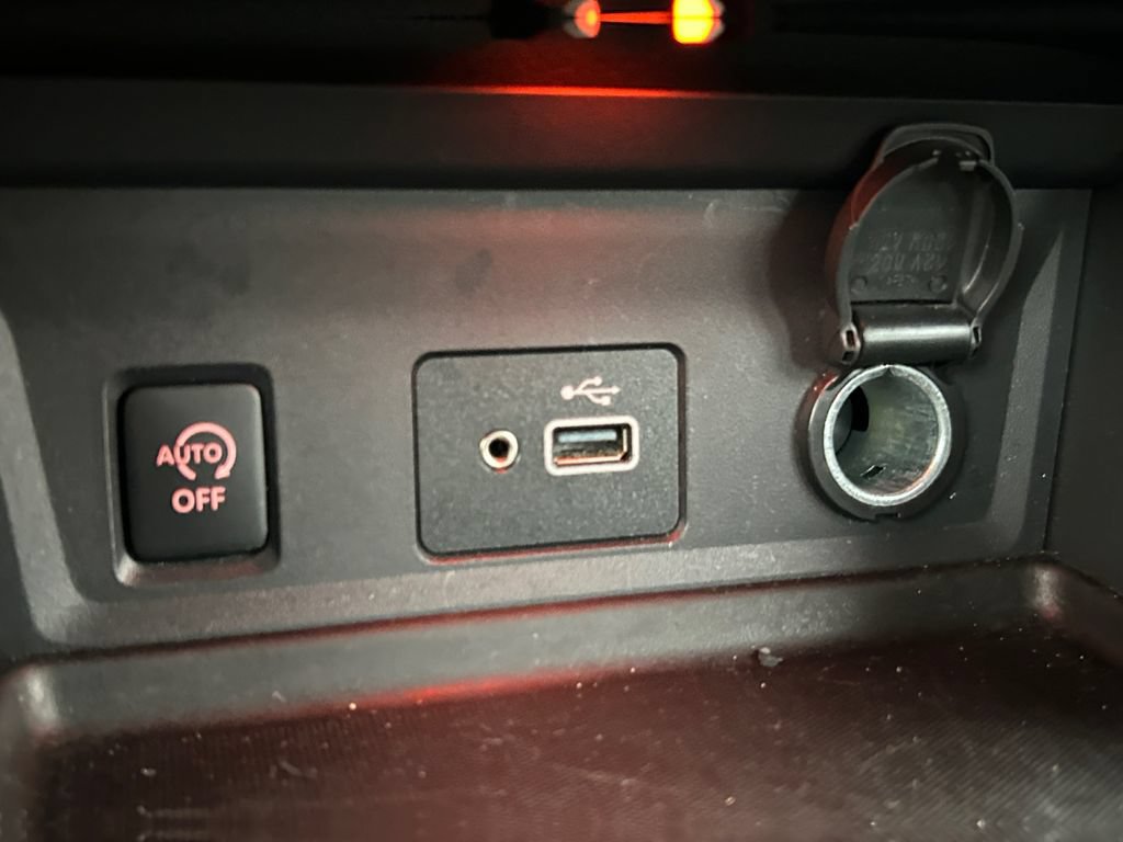 Used 2025 Nissan Sentra S FWD image 19
