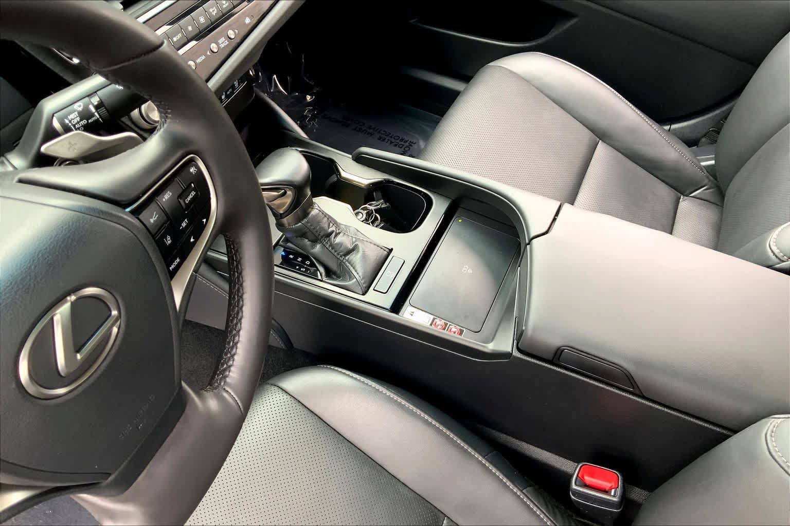 Certified 2024 Lexus ES 350 w/ Premium Package FWD image 17