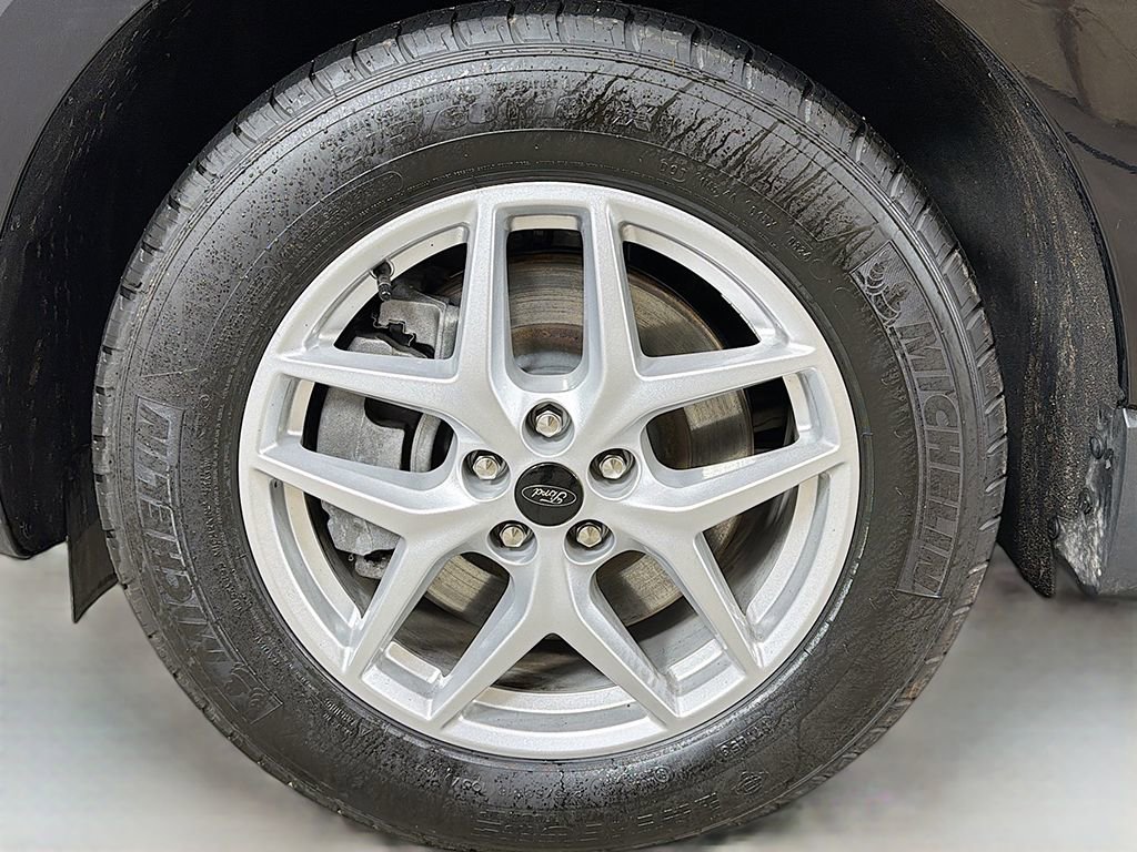 Used 2024 Ford Edge SEL w/ Convenience Package image 15