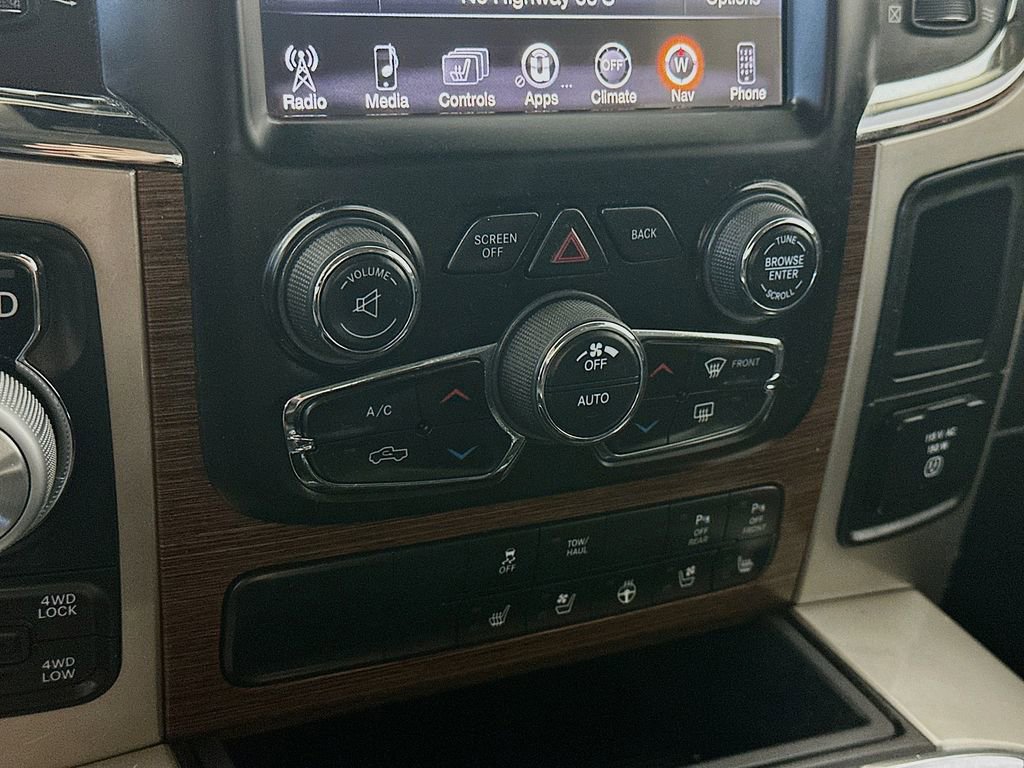 Used 2017 RAM 1500 Laramie w/ Convenience Group image 18
