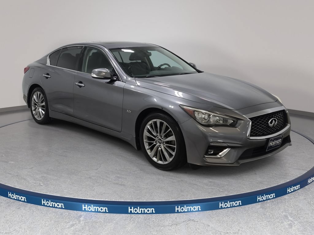 Used 2019 INFINITI Q50 Luxe w/ Essential Package (3.0T Luxe) AWD/4WD image 3