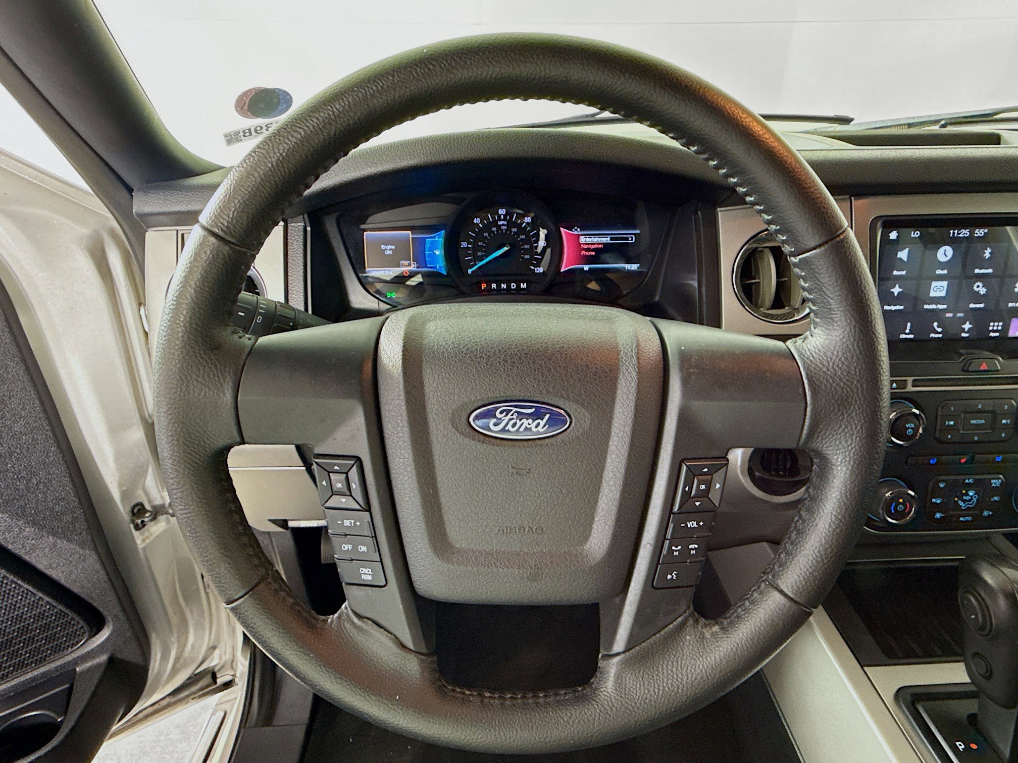 Used 2017 Ford Expedition XLT w/ Equipment Group 202A image 11