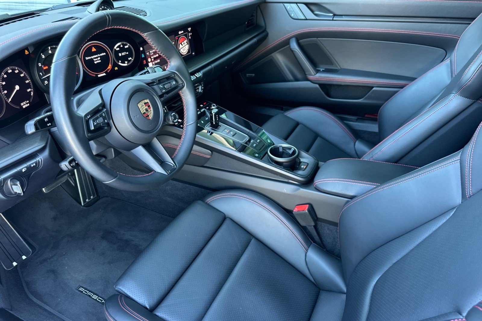 Certified 2024 Porsche 911 Targa 4 GTS AWD/4WD image 4