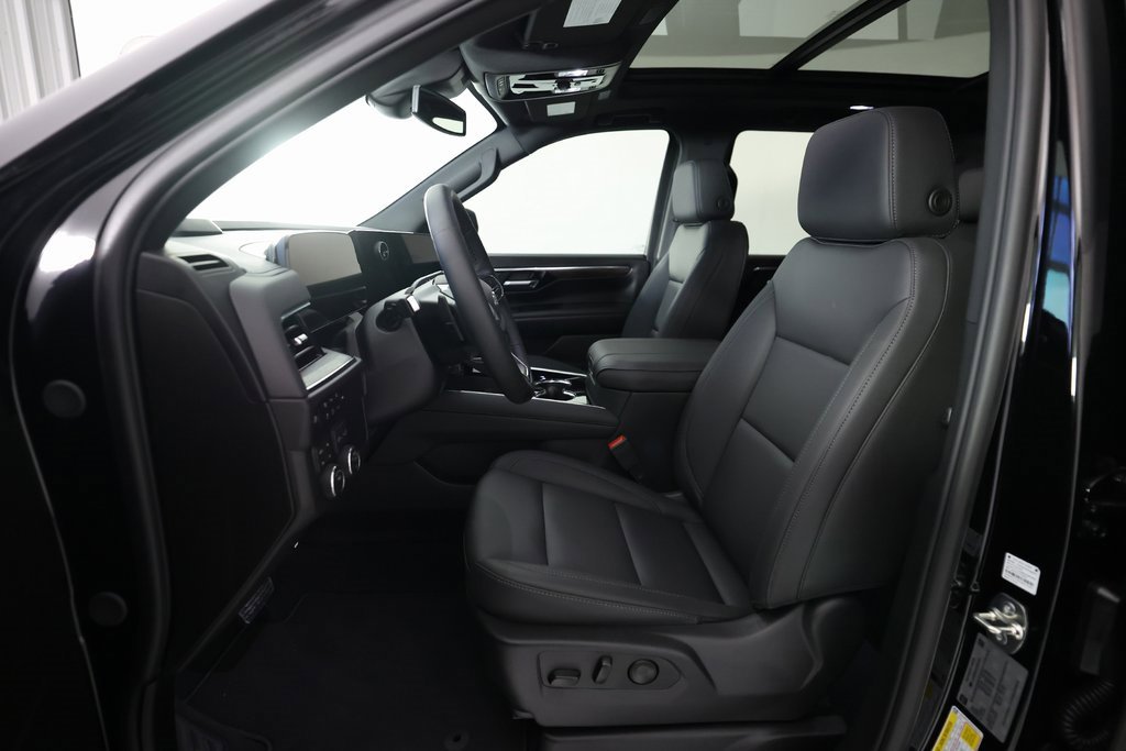 Used 2026 Chevrolet Tahoe Z71 w/ Comfort Package image 18