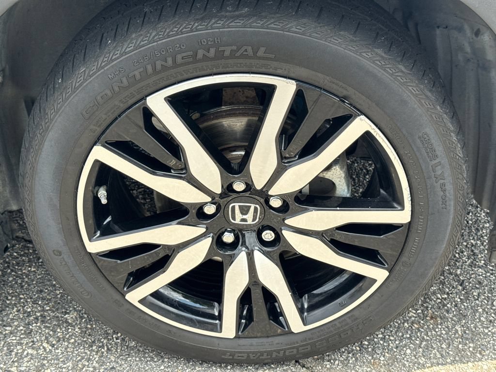 Used 2020 Honda Pilot Touring image 14