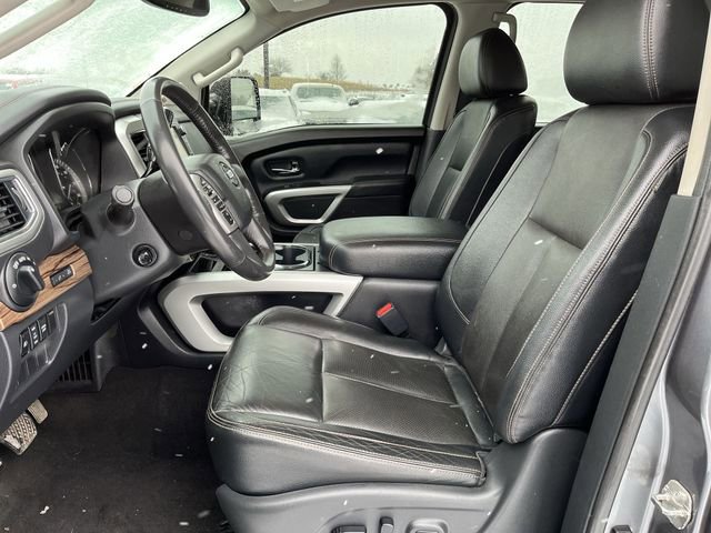 Used 2018 Nissan Titan SL w/ Texas Titan Edition image 15