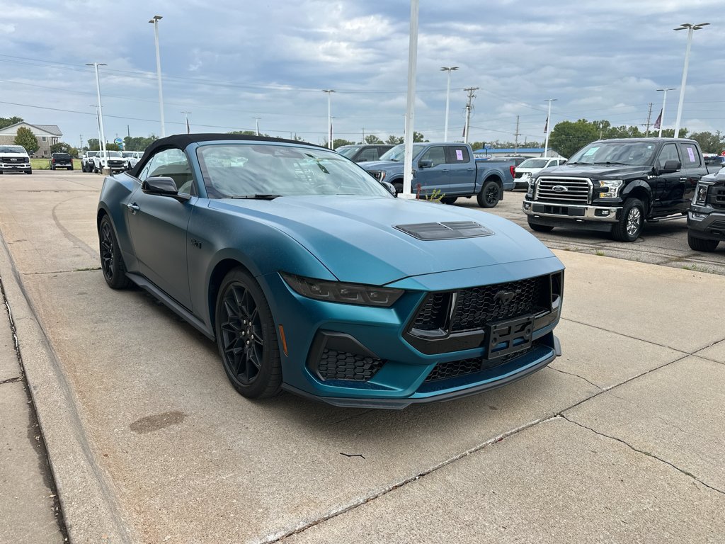 New 2026 Ford Mustang GT Premium w/ GT Performance Package RWD image 8