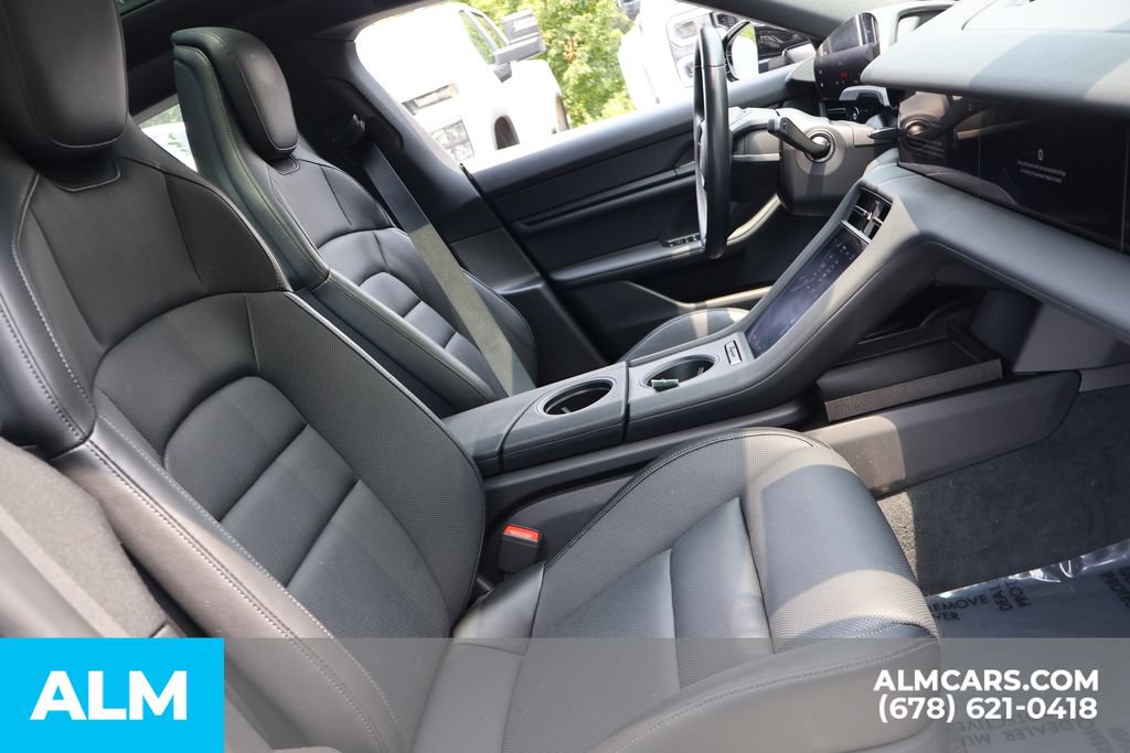 Used 2022 Porsche Taycan 4S AWD/4WD image 29