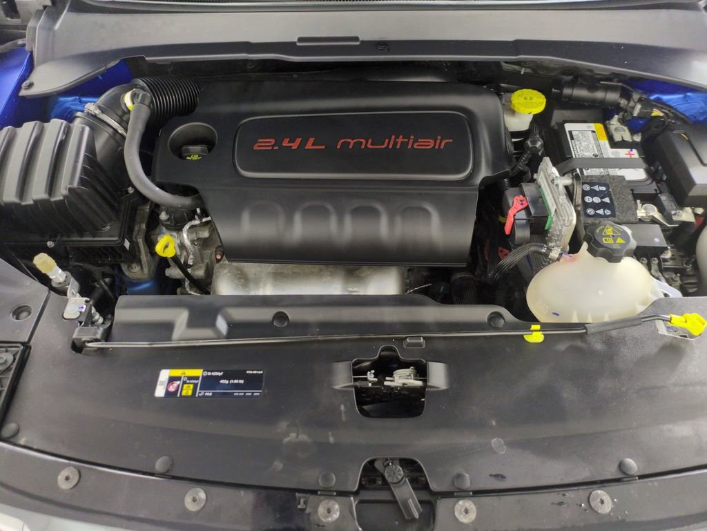 Used 2022 Jeep Compass Limited image 23