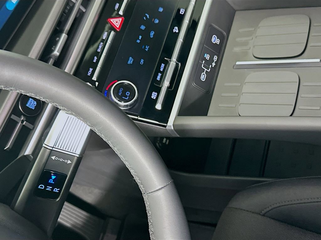 Certified 2026 Hyundai Santa Fe SE image 16