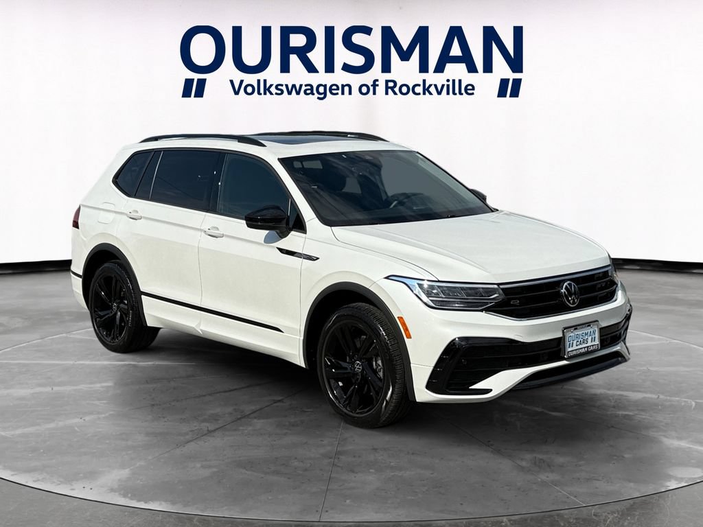 Used 2023 Volkswagen Tiguan SE R-Line