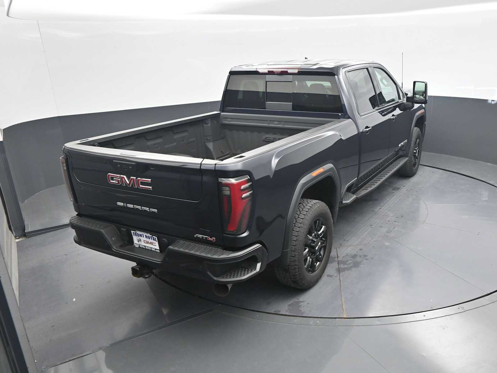 Used 2024 GMC Sierra 2500 AT4 w/ AT4 Premium Plus Package AWD/4WD image 51