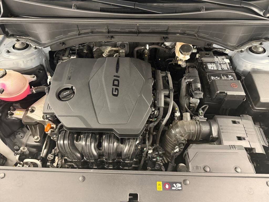 Used 2023 Kia Sorento LX image 21