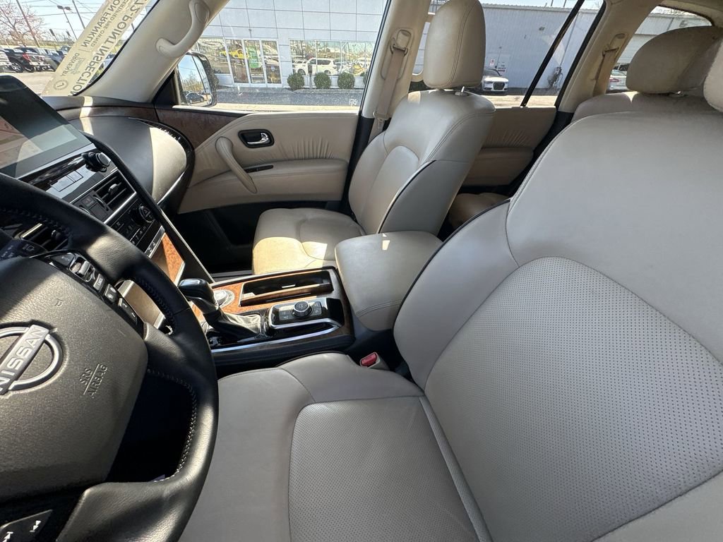Used 2024 Nissan Armada SL w/ Captain's Chairs Package image 22