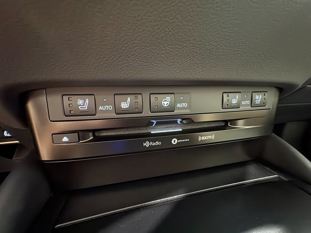 Used 2019 Lexus ES 350 w/ Premium Package FWD image 26