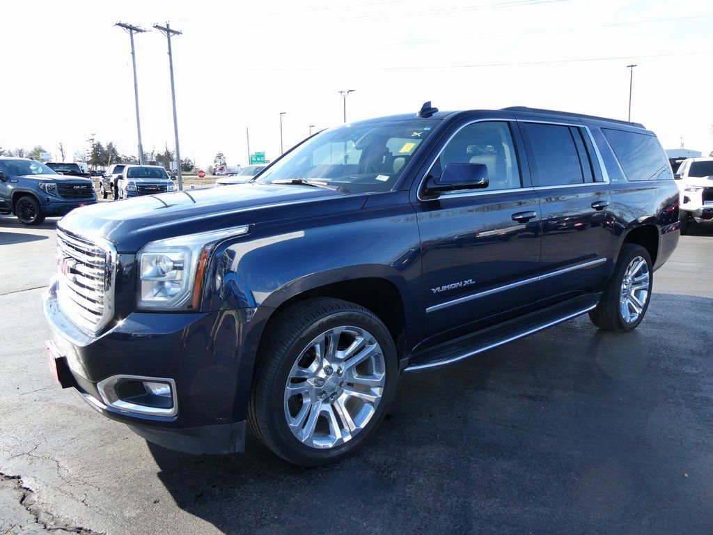 Used 2020 GMC Yukon XL SLT w/ Premium Edition image 8