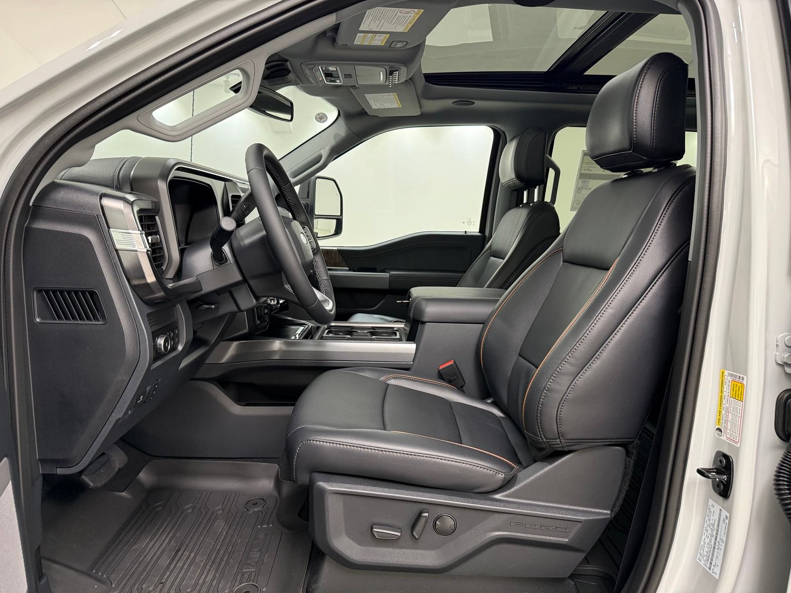 New 2026 Ford F250 Lariat w/ Black Appearance Package AWD/4WD image 20