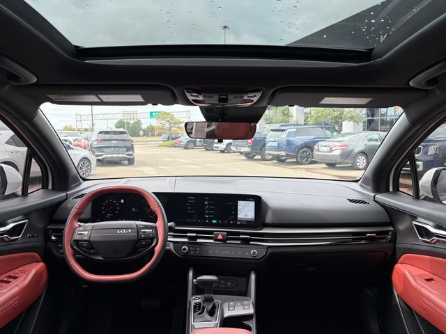 Certified 2026 Kia Sportage SX AWD/4WD image 7