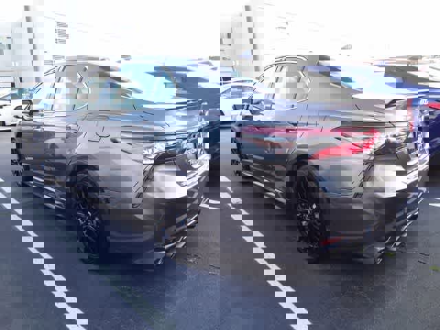 Used 2023 Toyota Camry XSE image 8