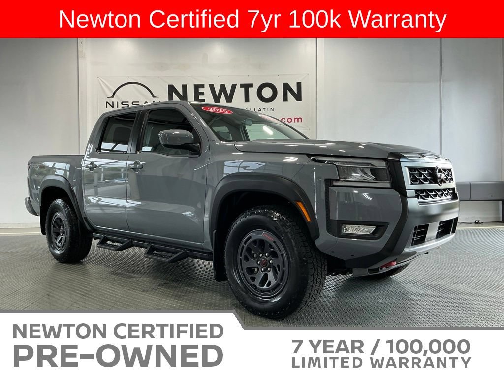 Used 2025 Nissan Frontier PRO-4X AWD/4WD image 29