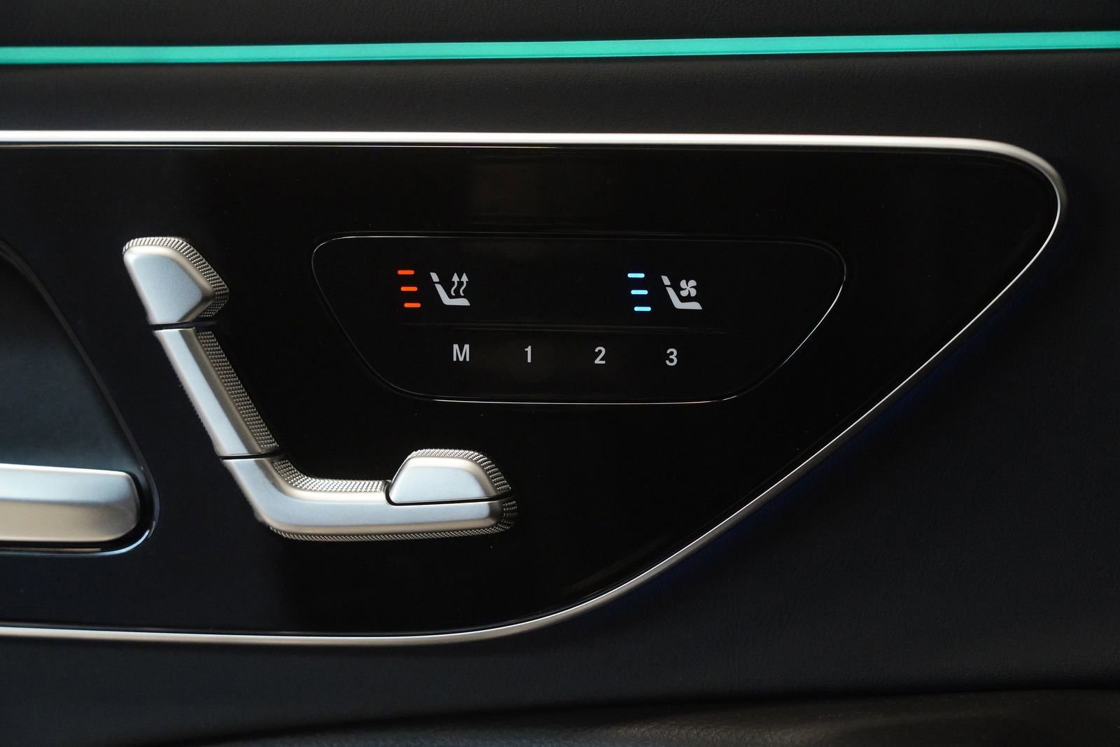 New 2026 Mercedes-Benz E 53 AMG e 4MATIC Sedan image 30