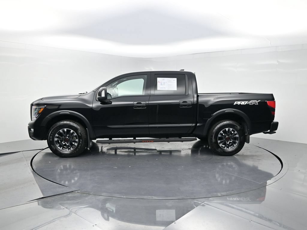 Used 2024 Nissan Titan PRO-4X w/ Pro-4x Convenience Package AWD/4WD image 3