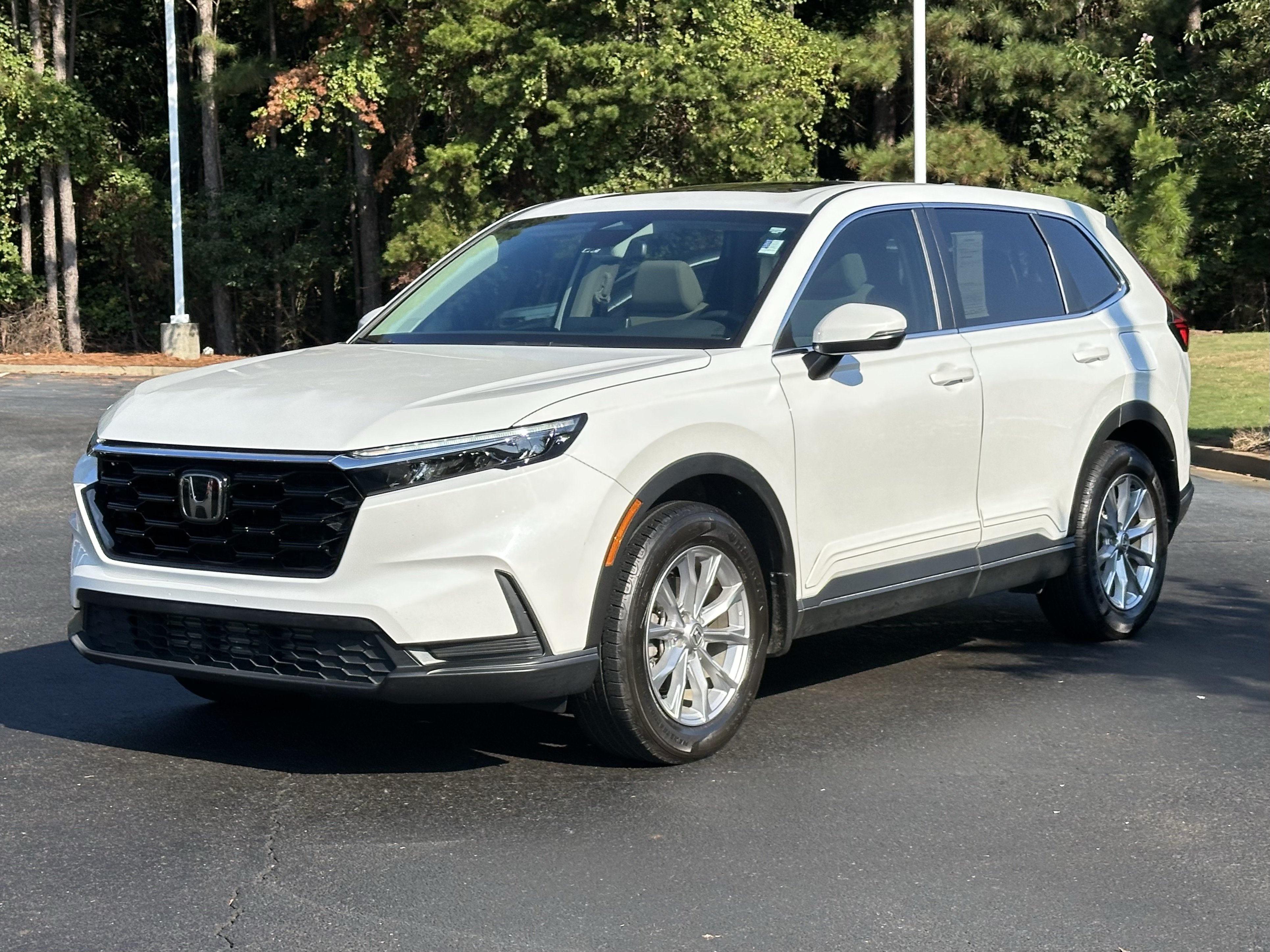 Used 2023 Honda CR-V EX image 5