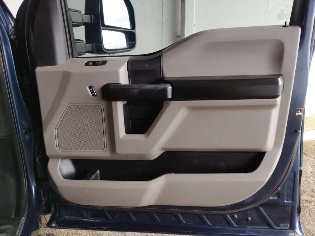 Used 2017 Ford F250 XL w/ Power Equipment Group RWD image 11