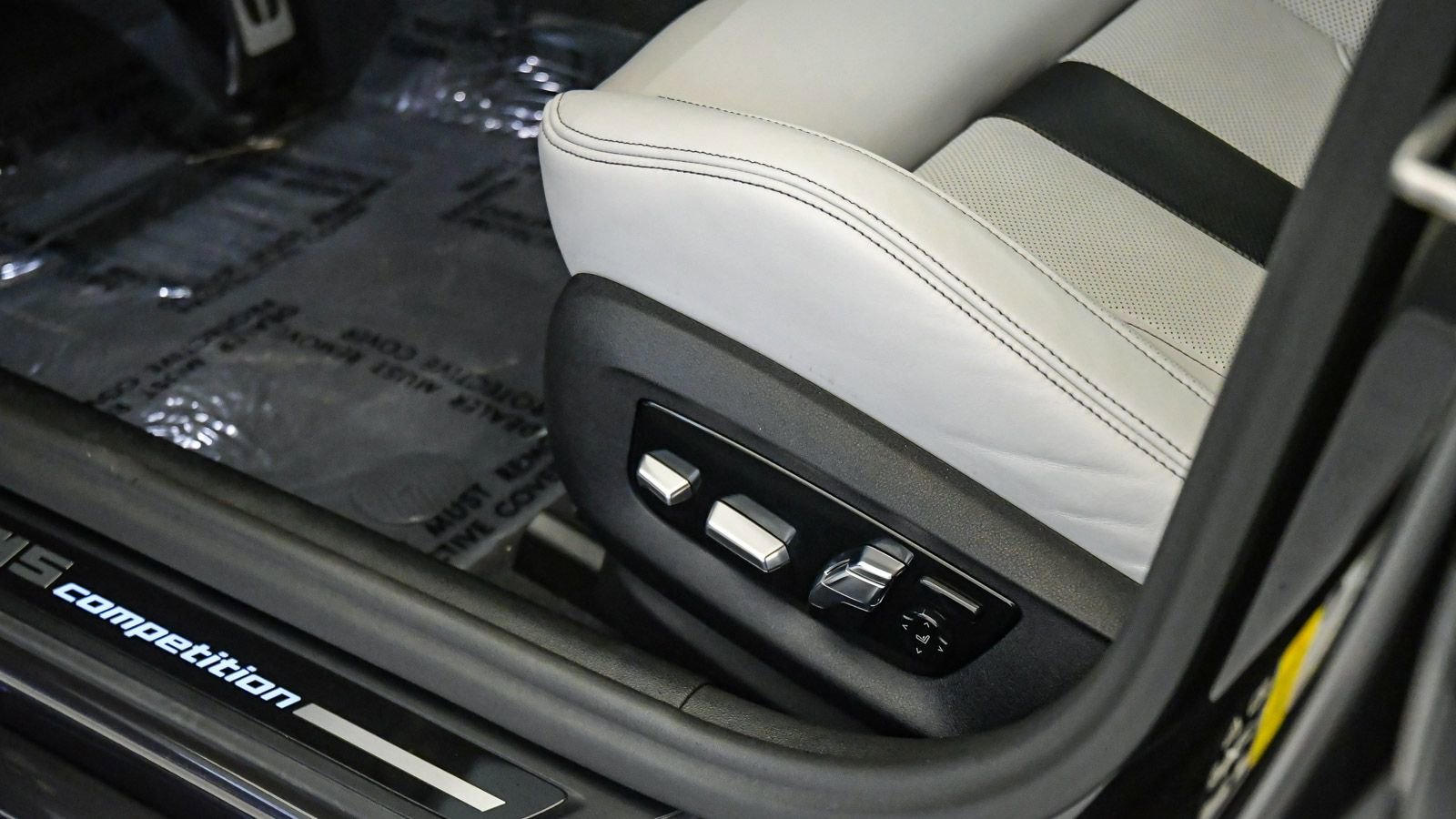 Used 2023 BMW M5 w/ Competition Package image 38