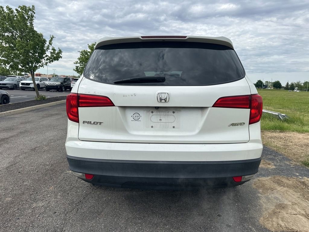 Used 2018 Honda Pilot EX image 8
