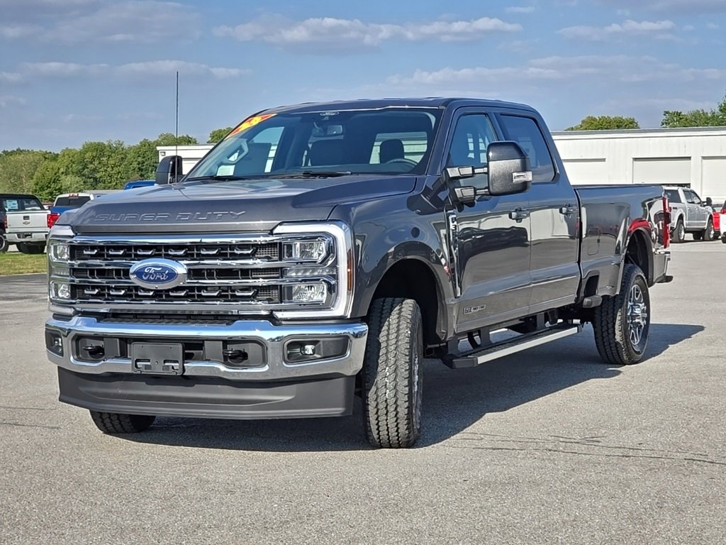 New 2026 Ford F350 Lariat image 3
