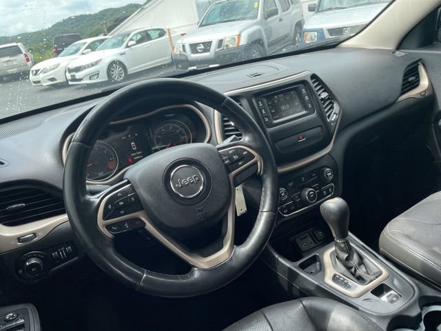 Used 2015 Jeep Cherokee Latitude image 12