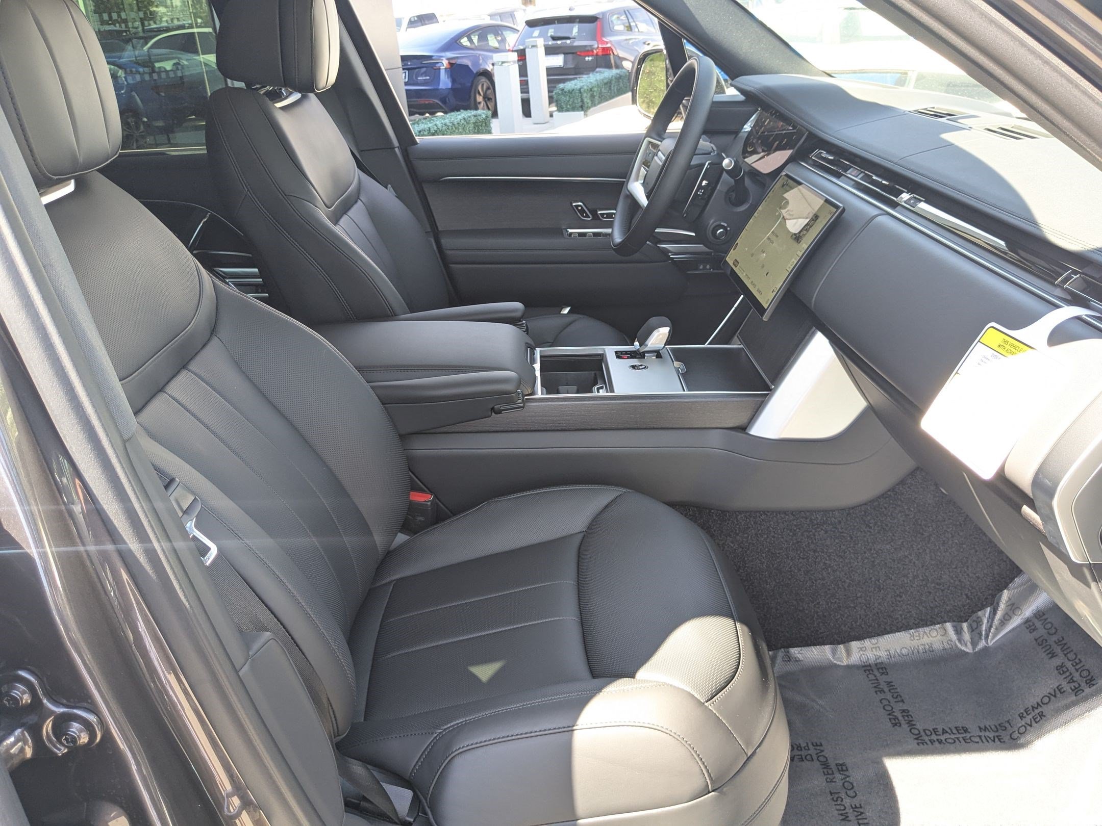 New 2026 Land Rover Range Rover SE AWD/4WD image 32