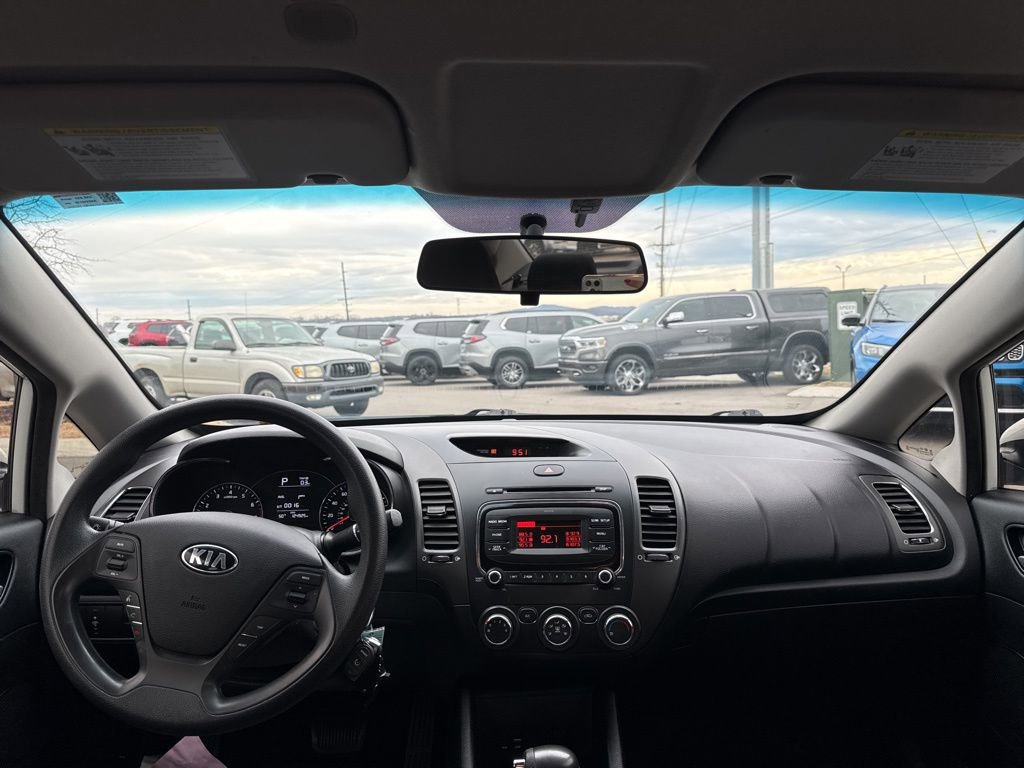 Used 2017 Kia Forte LX image 20