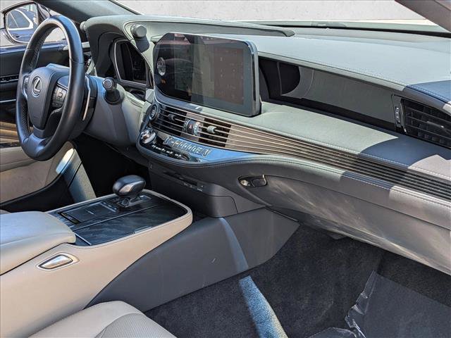 Used 2021 Lexus LS 500 w/ Cold Weather Package (CK) RWD image 23