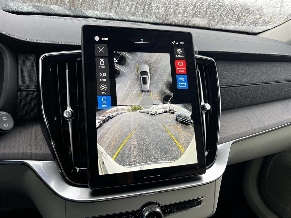 Certified 2026 Volvo XC90 B6 Ultra AWD/4WD image 30